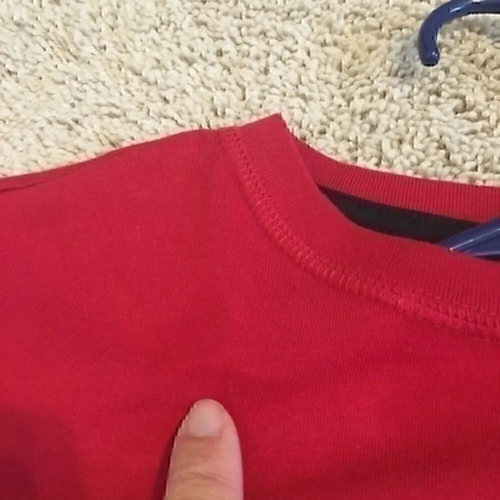 Boys size medium 8 Old Navy red T-shirt